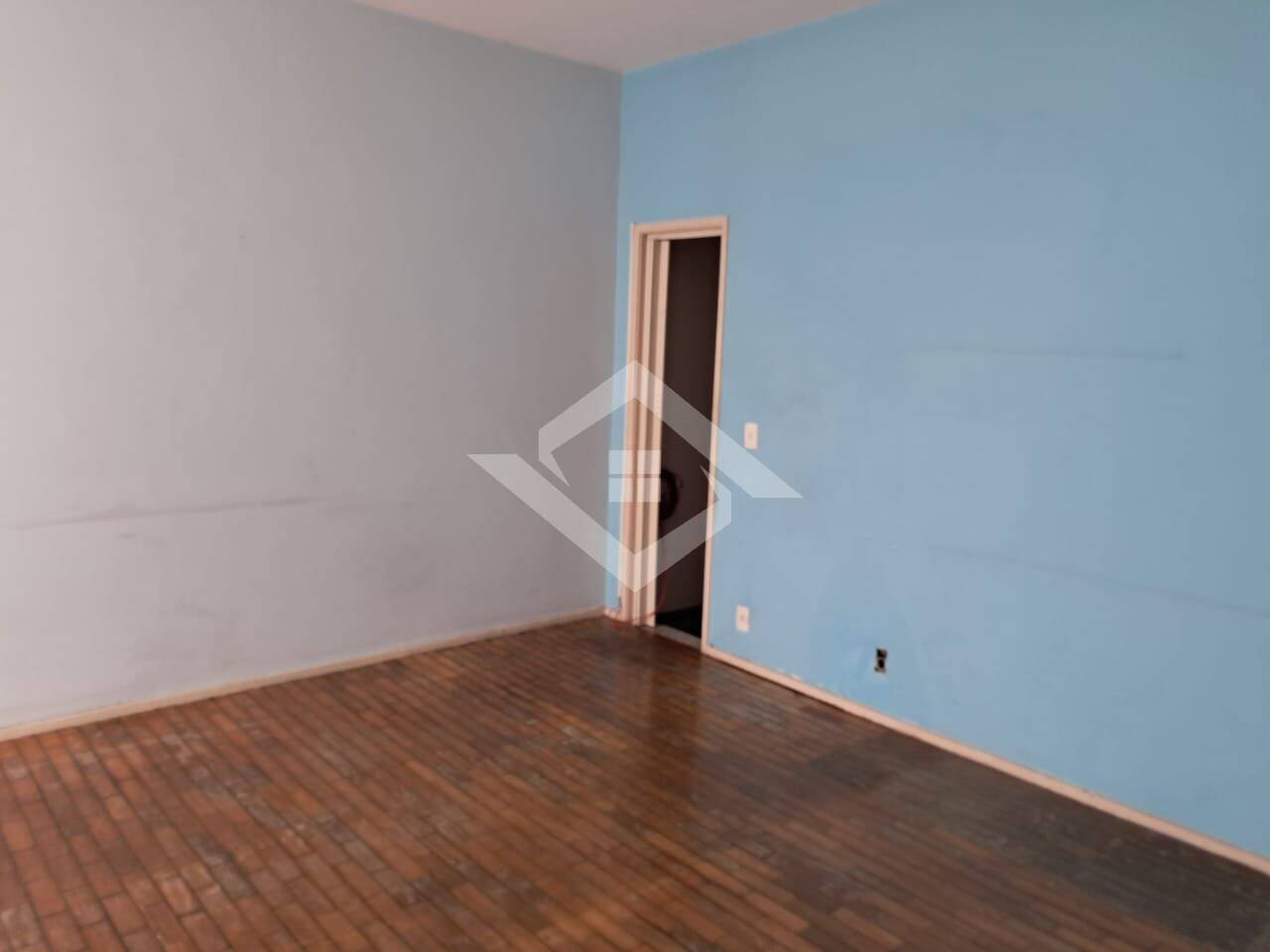 Apartamento à venda com 3 quartos, 130m² - Foto 11