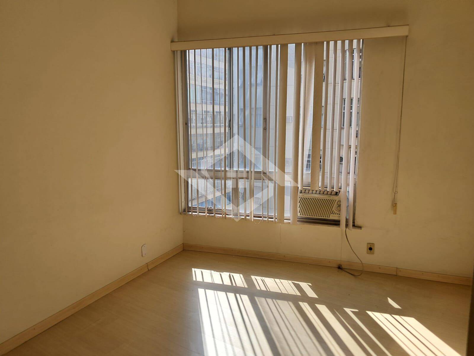 Apartamento à venda com 3 quartos, 130m² - Foto 9