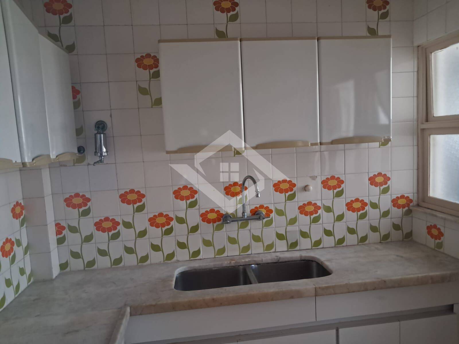 Apartamento à venda com 3 quartos, 130m² - Foto 7