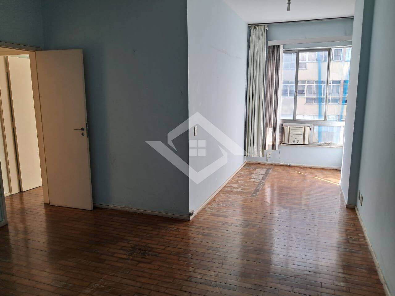 Apartamento à venda com 3 quartos, 130m² - Foto 17