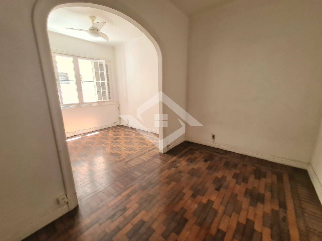 Apartamento à venda com 1 quarto, 29m² - Foto 18