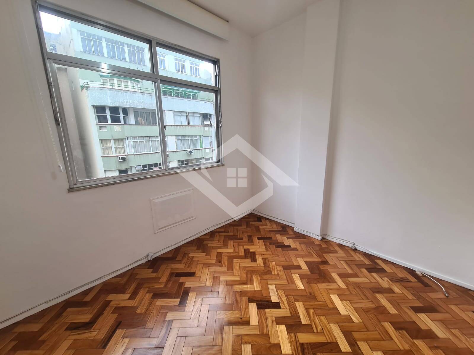 Apartamento à venda com 1 quarto, 54m² - Foto 9