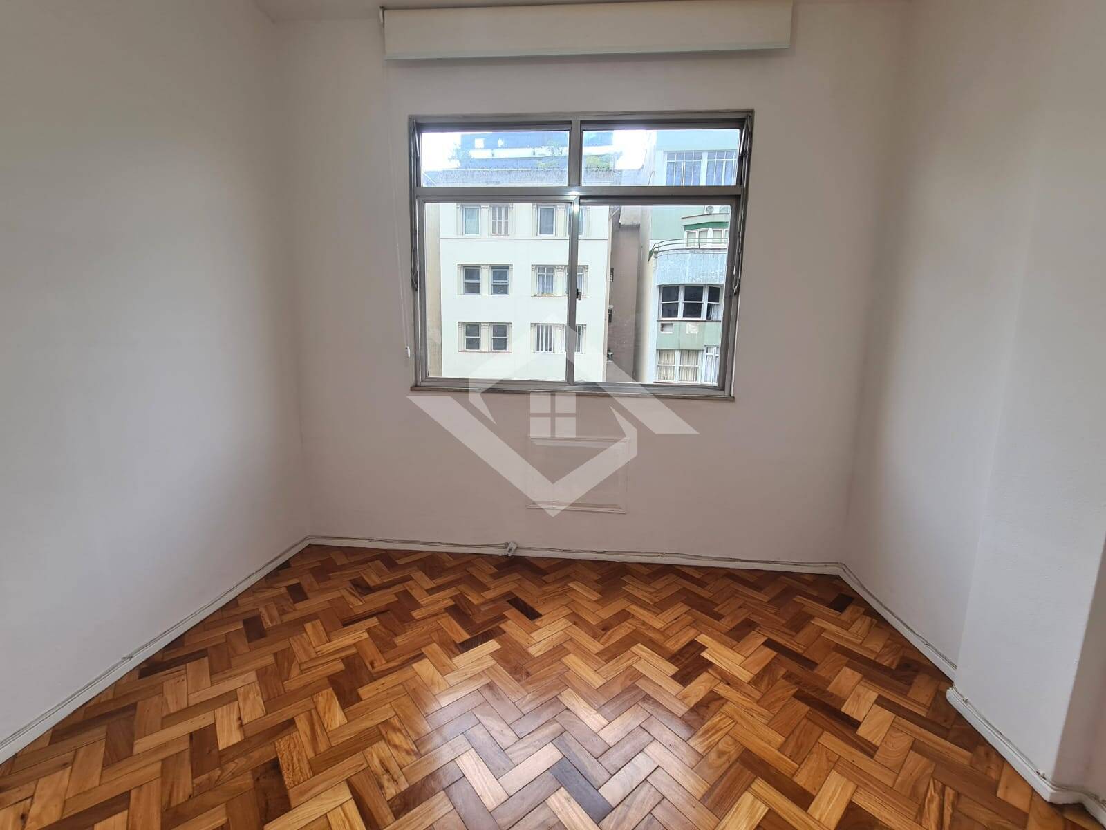 Apartamento à venda com 1 quarto, 54m² - Foto 3