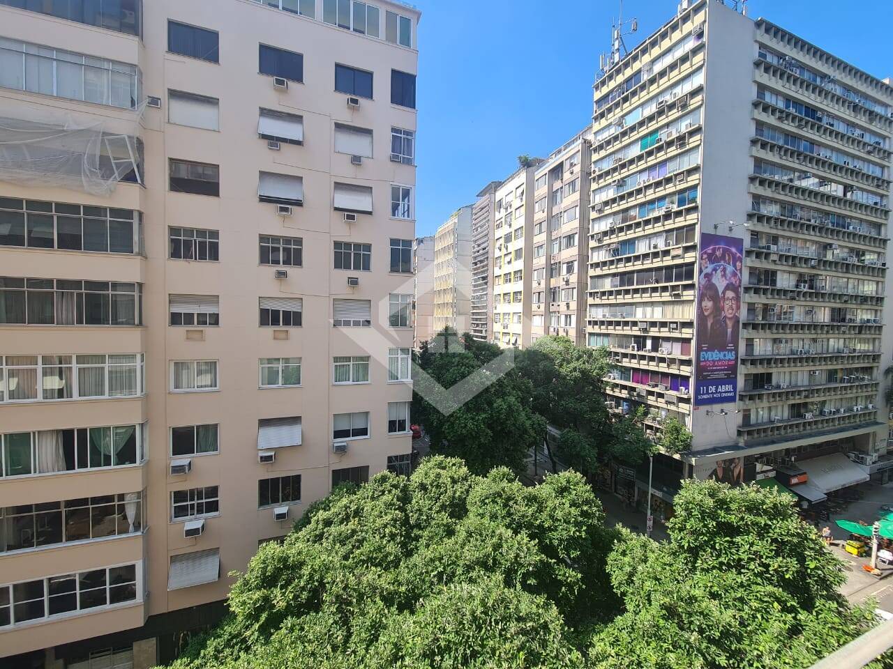 Apartamento à venda com 1 quarto, 30m² - Foto 1