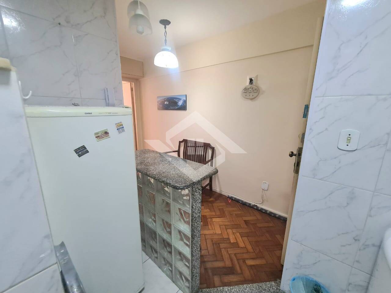 Apartamento à venda com 1 quarto, 30m² - Foto 15