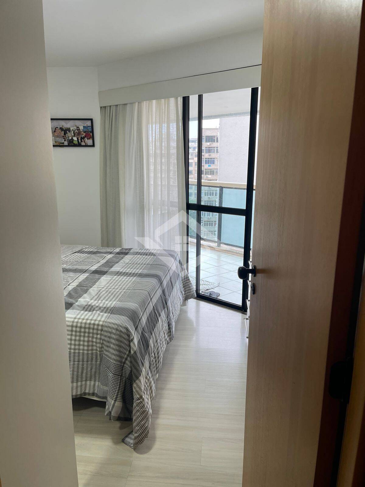 Apartamento à venda com 1 quarto, 66m² - Foto 5