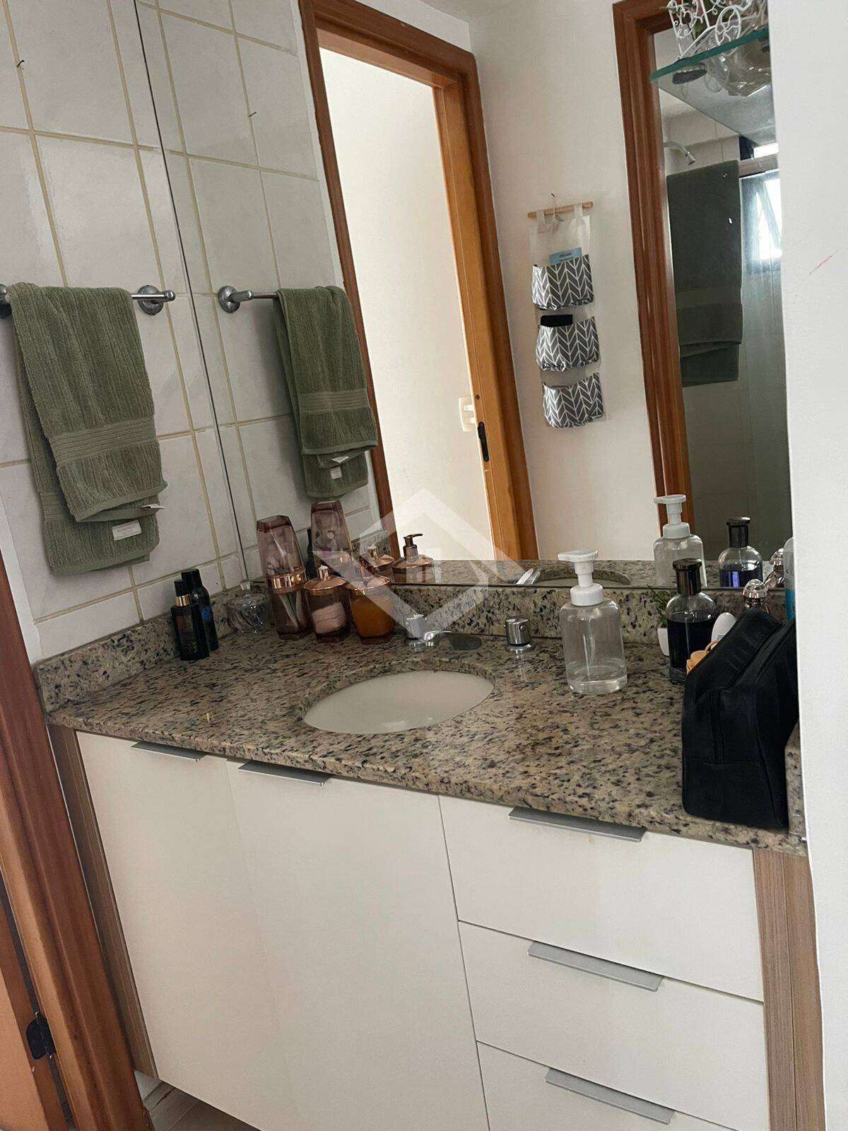 Apartamento à venda com 1 quarto, 66m² - Foto 17