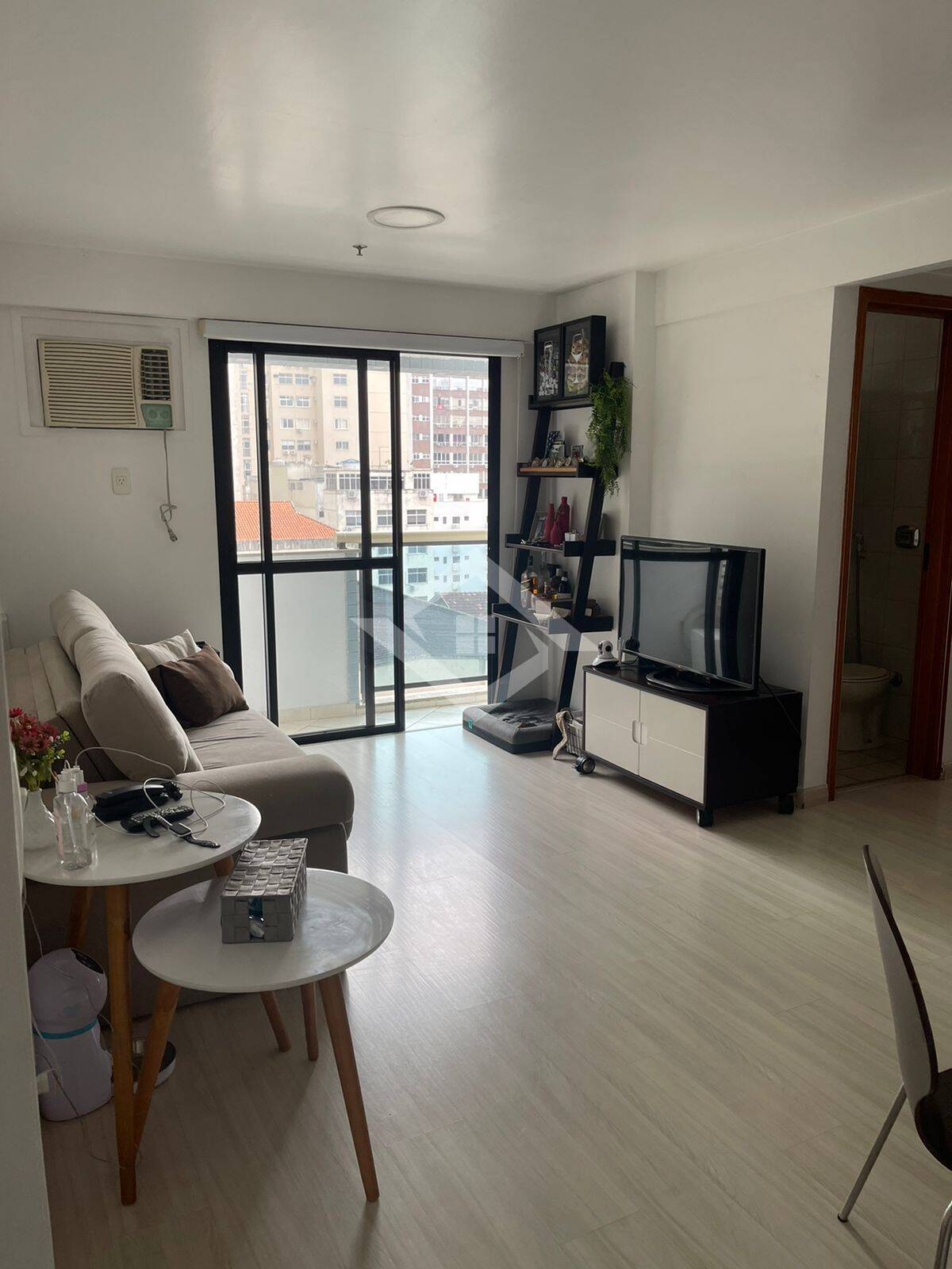 Apartamento à venda com 1 quarto, 66m² - Foto 1