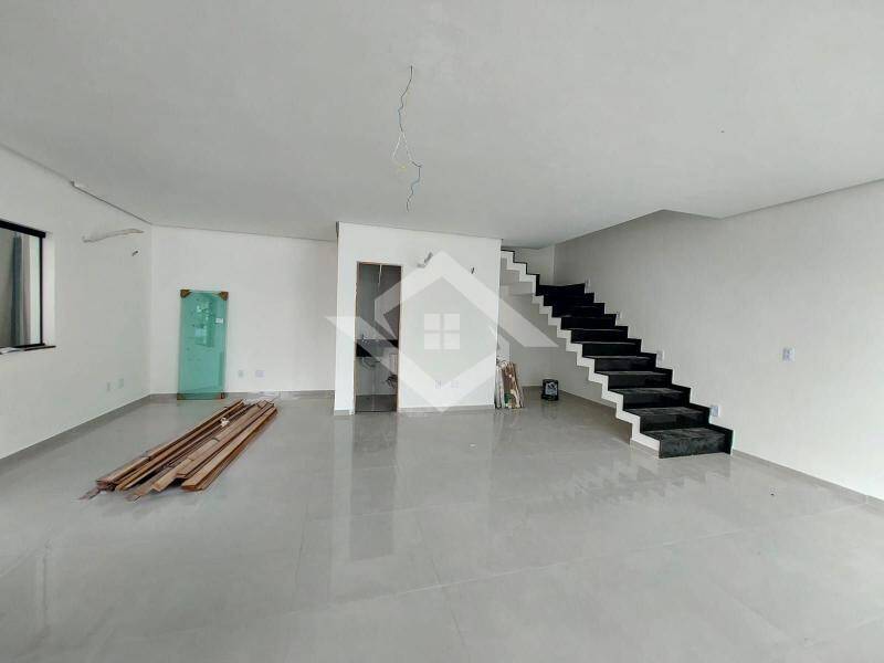 Casa à venda com 3 quartos, 130m² - Foto 7