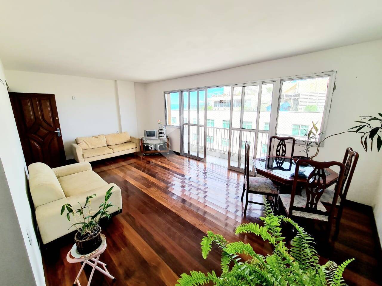 Apartamento à venda com 5 quartos, 286m² - Foto 7