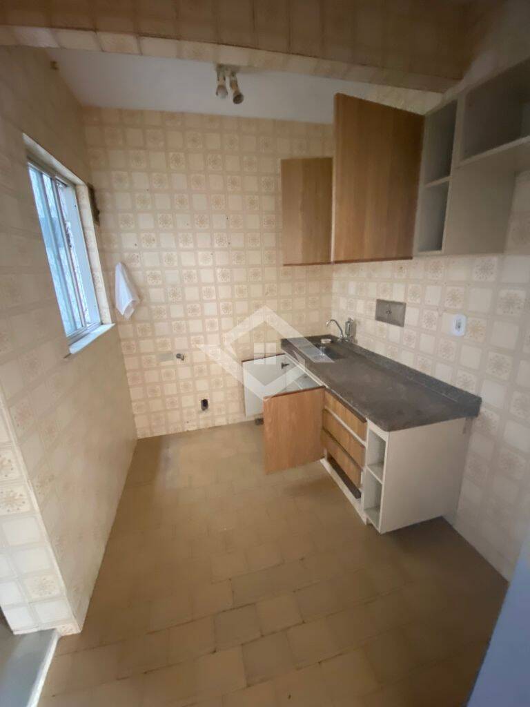 Apartamento à venda com 3 quartos, 124m² - Foto 4