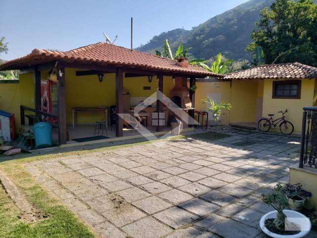 Casa à venda com 2 quartos, 1200m² - Foto 11