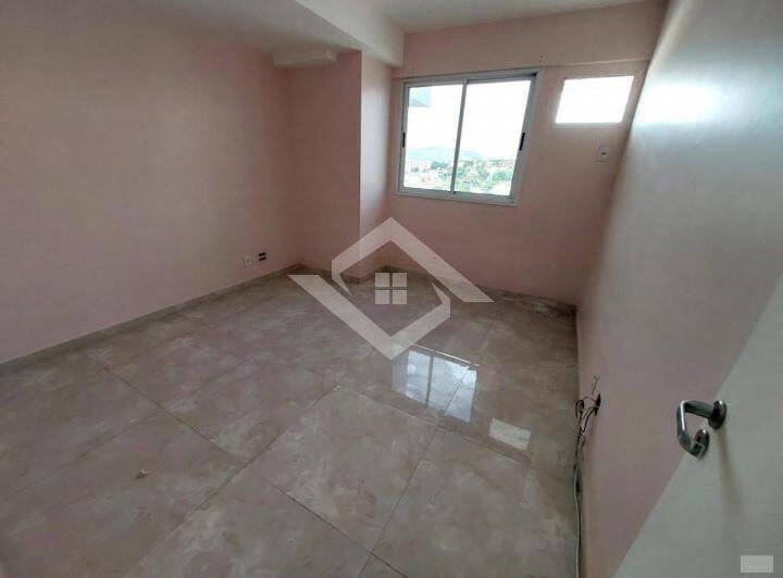 Apartamento à venda com 3 quartos, 225m² - Foto 19