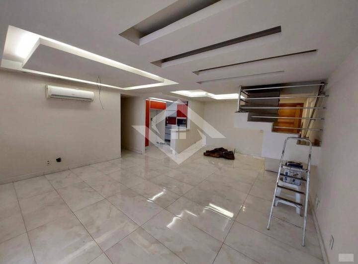 Apartamento à venda com 3 quartos, 225m² - Foto 10