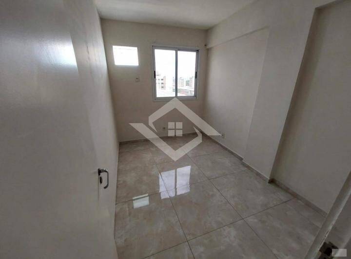 Apartamento à venda com 3 quartos, 225m² - Foto 24