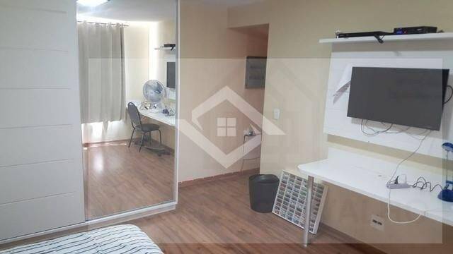 Casa à venda com 3 quartos, 238m² - Foto 5