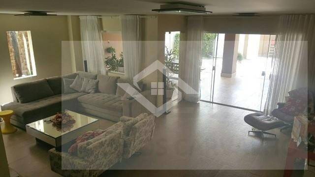 Casa à venda com 3 quartos, 238m² - Foto 4