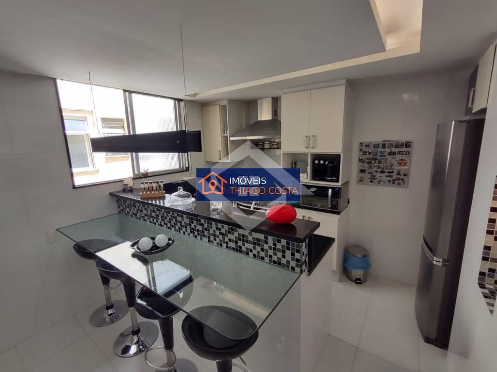 Apartamento à venda com 3 quartos, 256m² - Foto 8