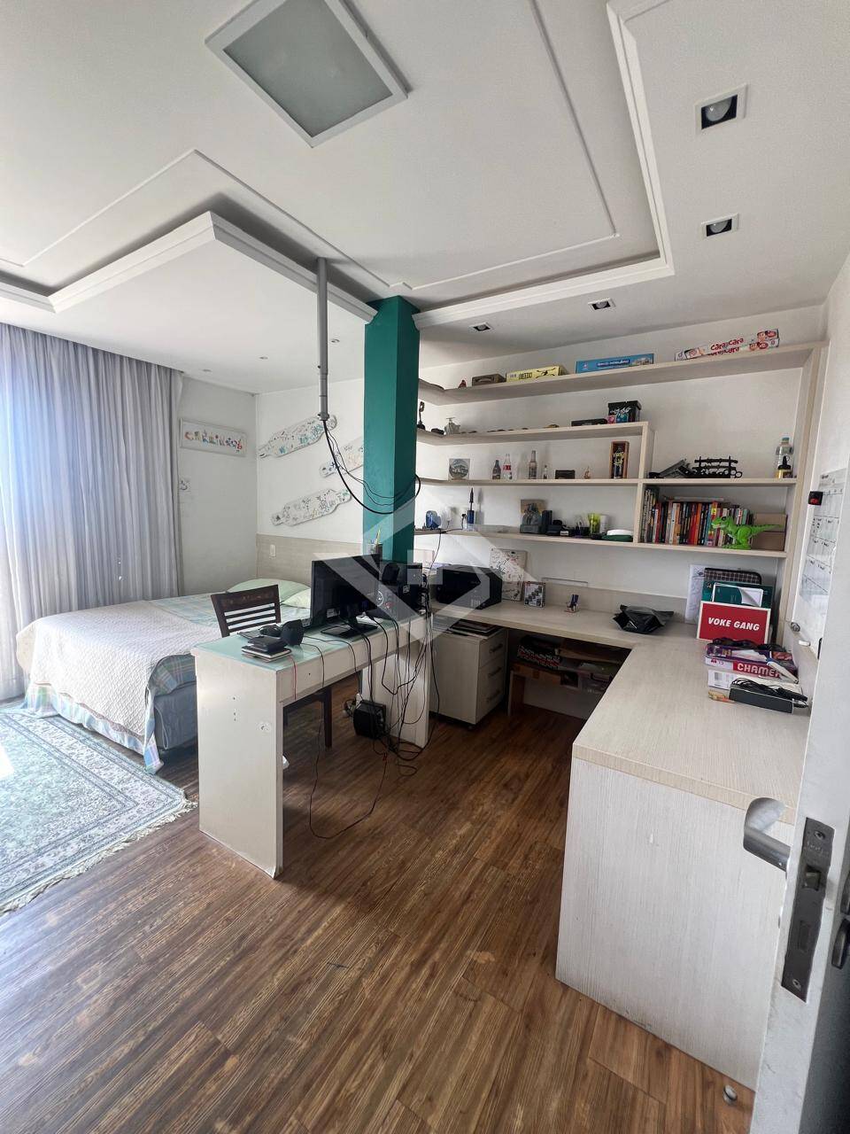 Apartamento à venda com 3 quartos, 270m² - Foto 11