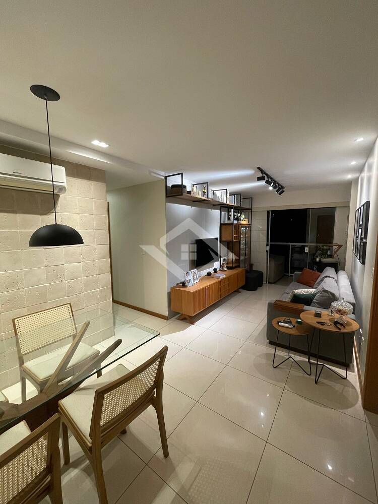 Apartamento à venda com 3 quartos, 85m² - Foto 1