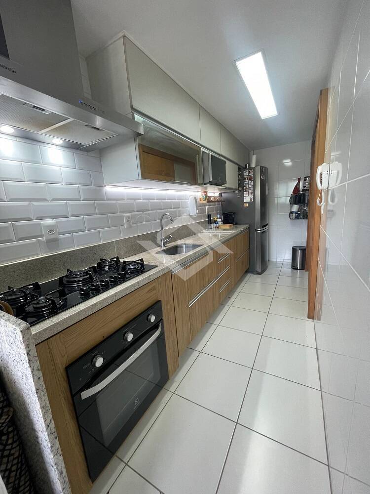 Apartamento à venda com 3 quartos, 85m² - Foto 4