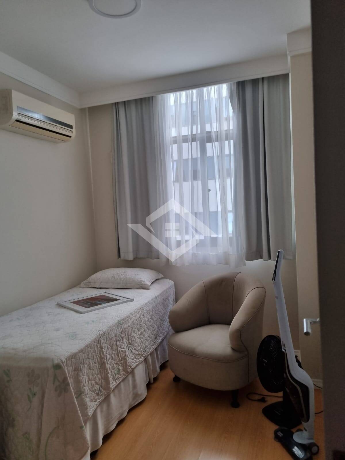 Apartamento à venda com 3 quartos, 68m² - Foto 7