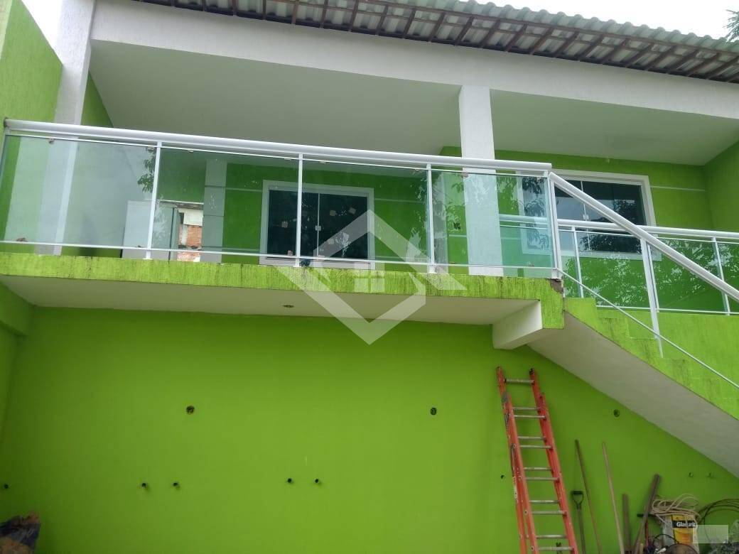 Casa à venda com 2 quartos, 100m² - Foto 4