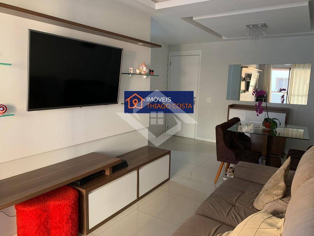 Apartamento à venda com 2 quartos, 65m² - Foto 2