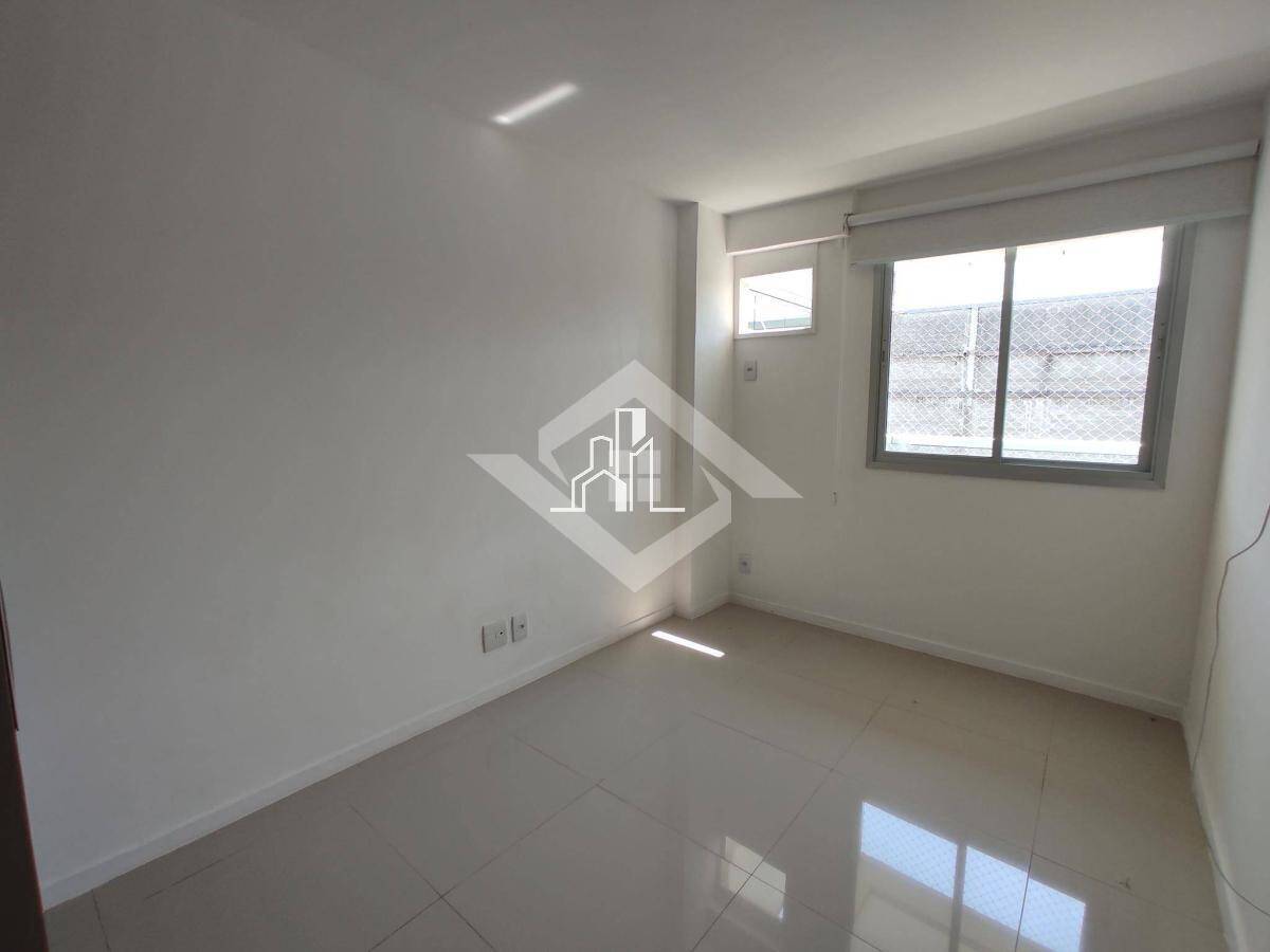 Apartamento à venda com 3 quartos, 153m² - Foto 6