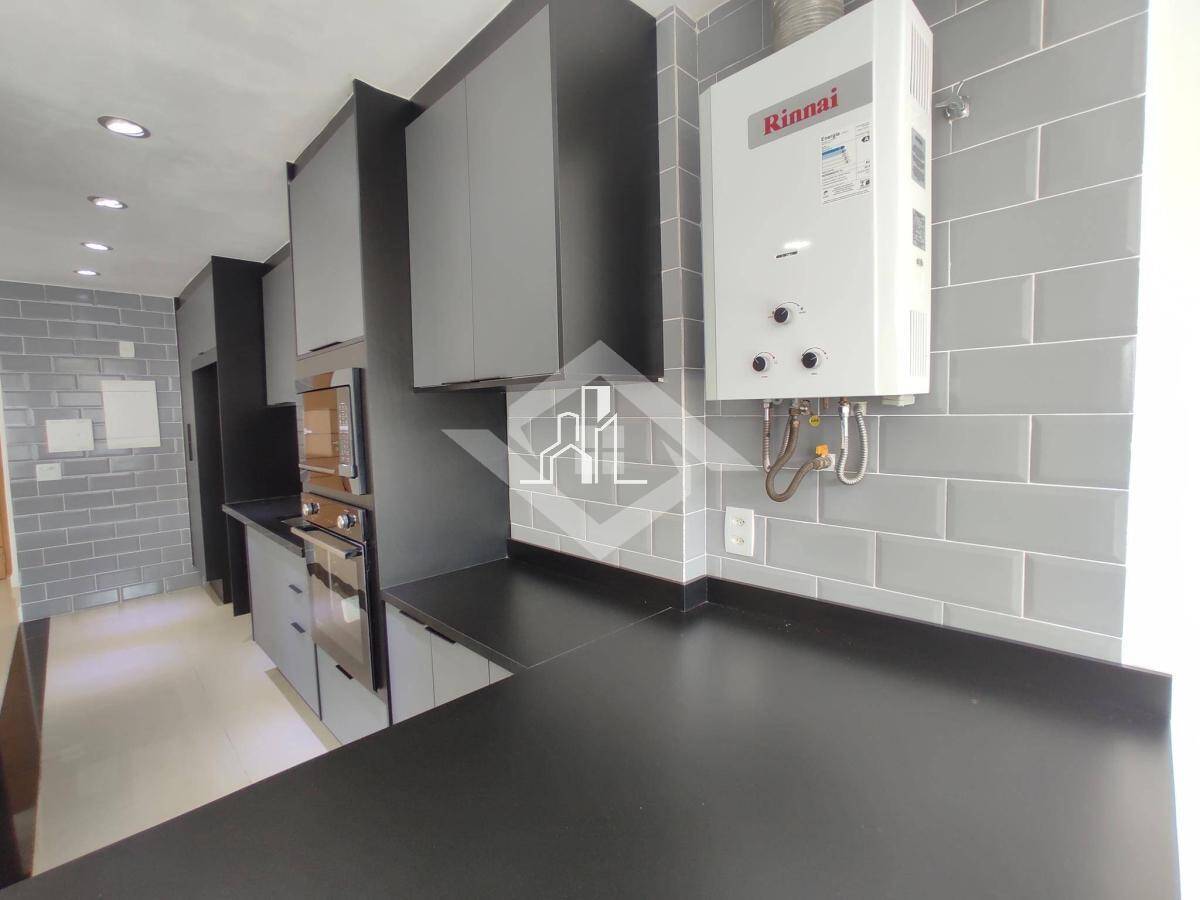 Apartamento à venda com 3 quartos, 153m² - Foto 14