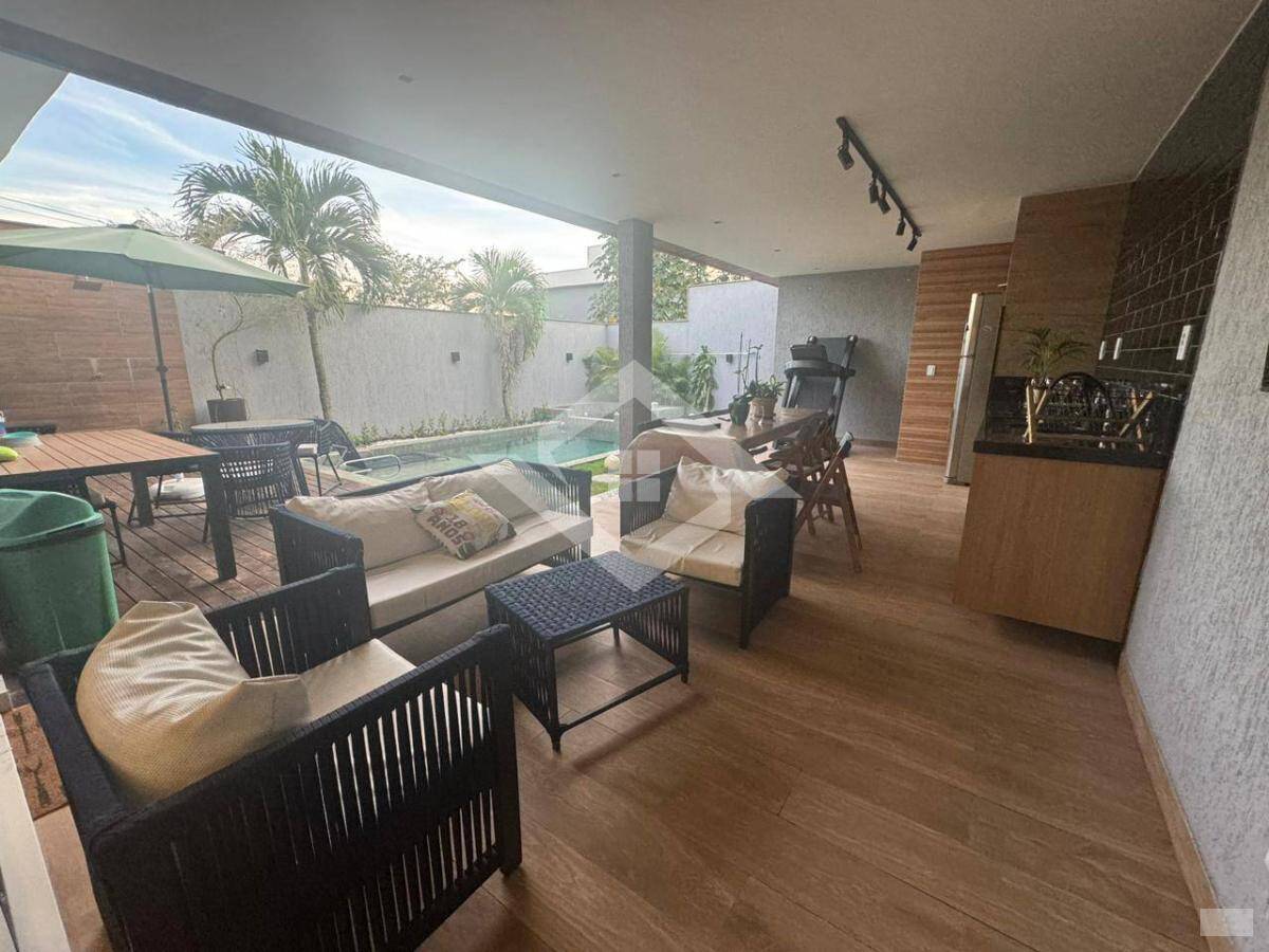 Casa à venda com 3 quartos, 310m² - Foto 9