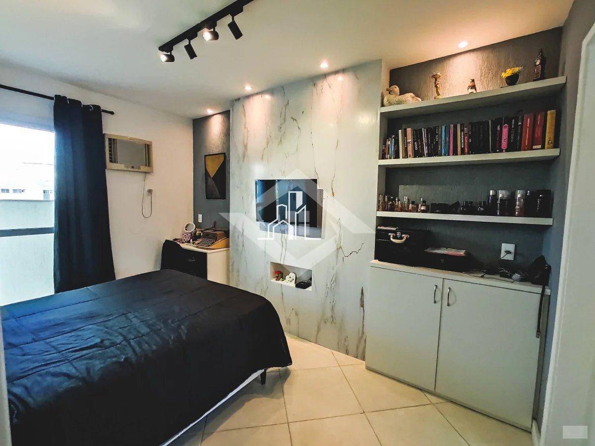 Apartamento à venda com 3 quartos, 180m² - Foto 6