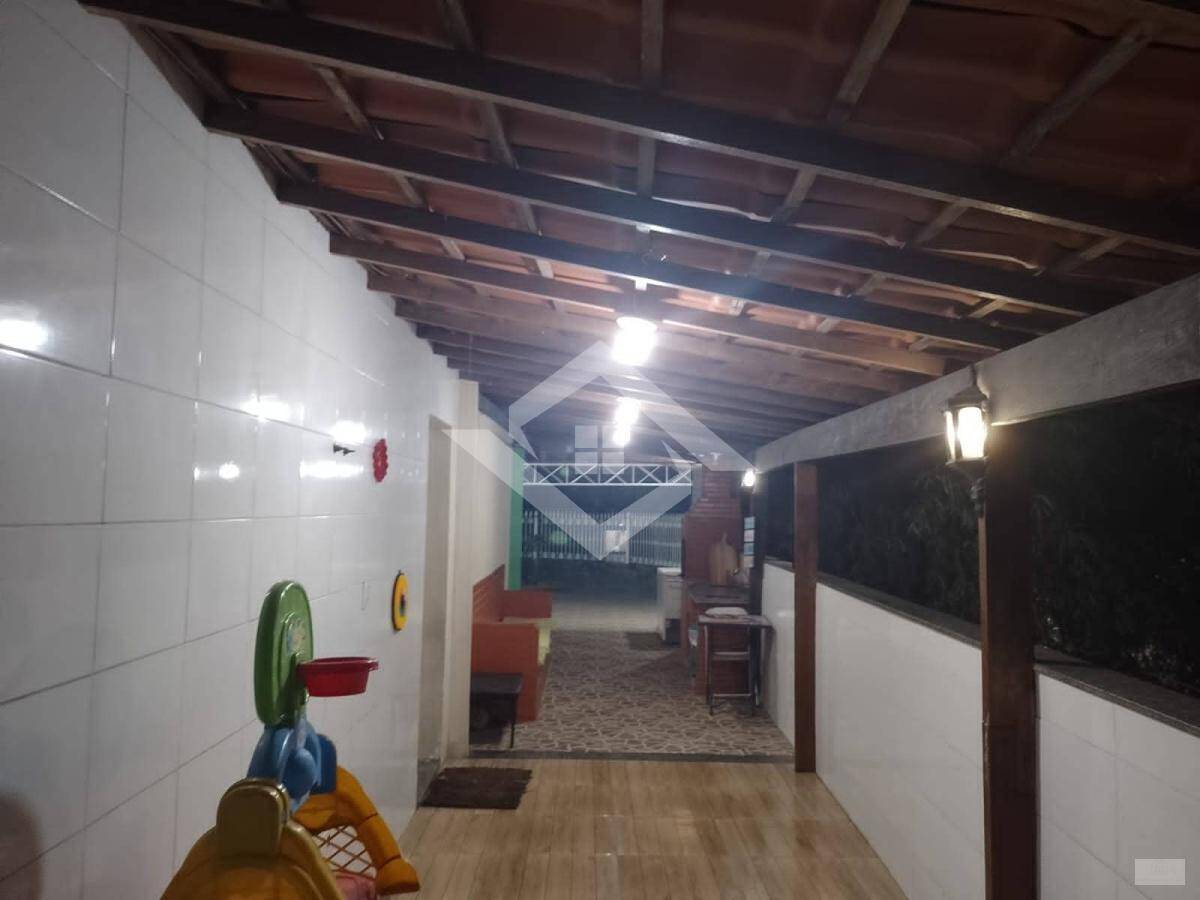 Casa à venda com 3 quartos, 180m² - Foto 10