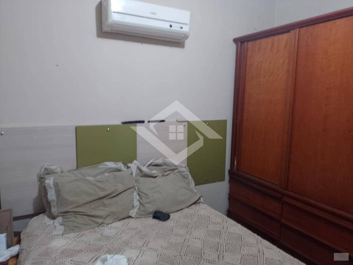 Casa à venda com 3 quartos, 180m² - Foto 11