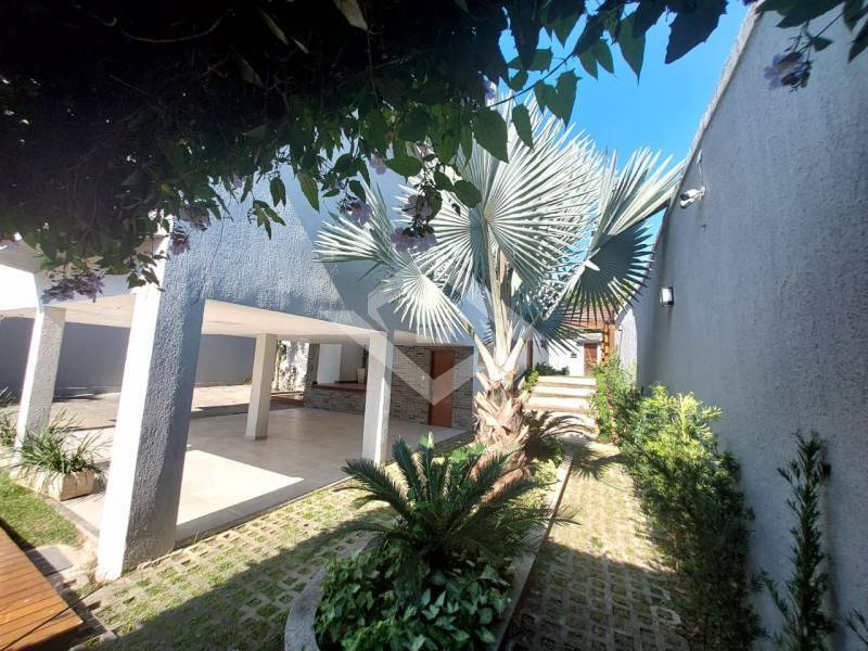 Casa à venda com 3 quartos, 390m² - Foto 27