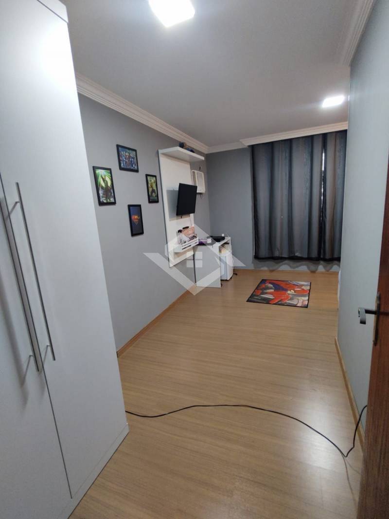 Casa à venda com 2 quartos, 160m² - Foto 9