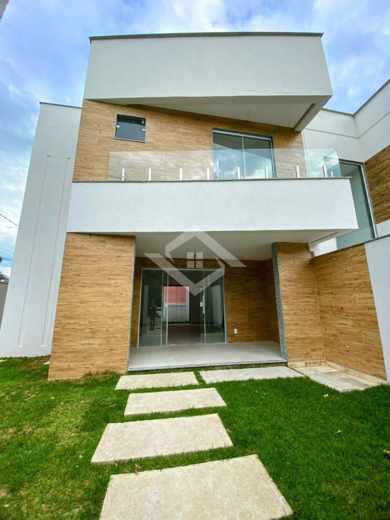 Casa à venda com 3 quartos, 130m² - Foto 2