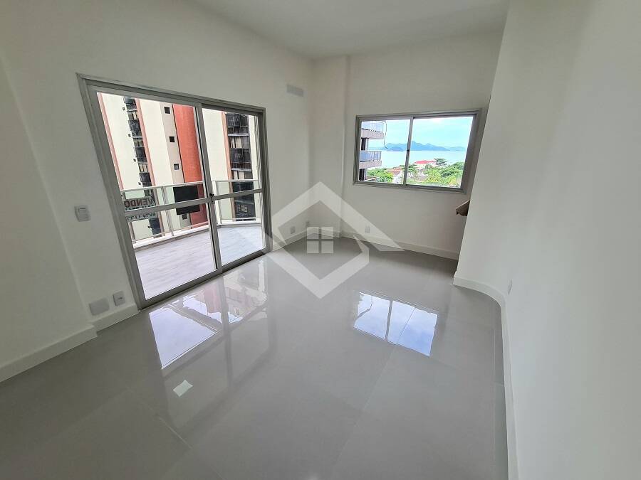 Apartamento à venda com 4 quartos, 185m² - Foto 19