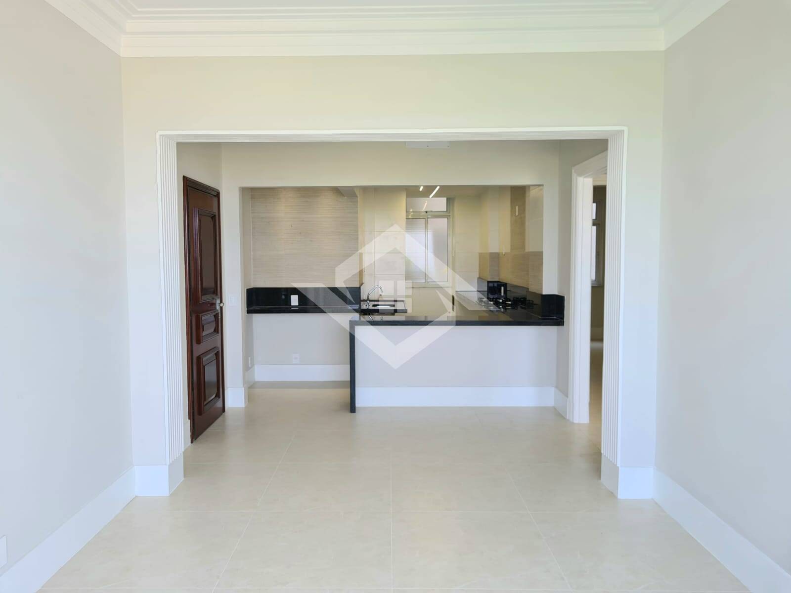 Apartamento à venda com 2 quartos, 82m² - Foto 9