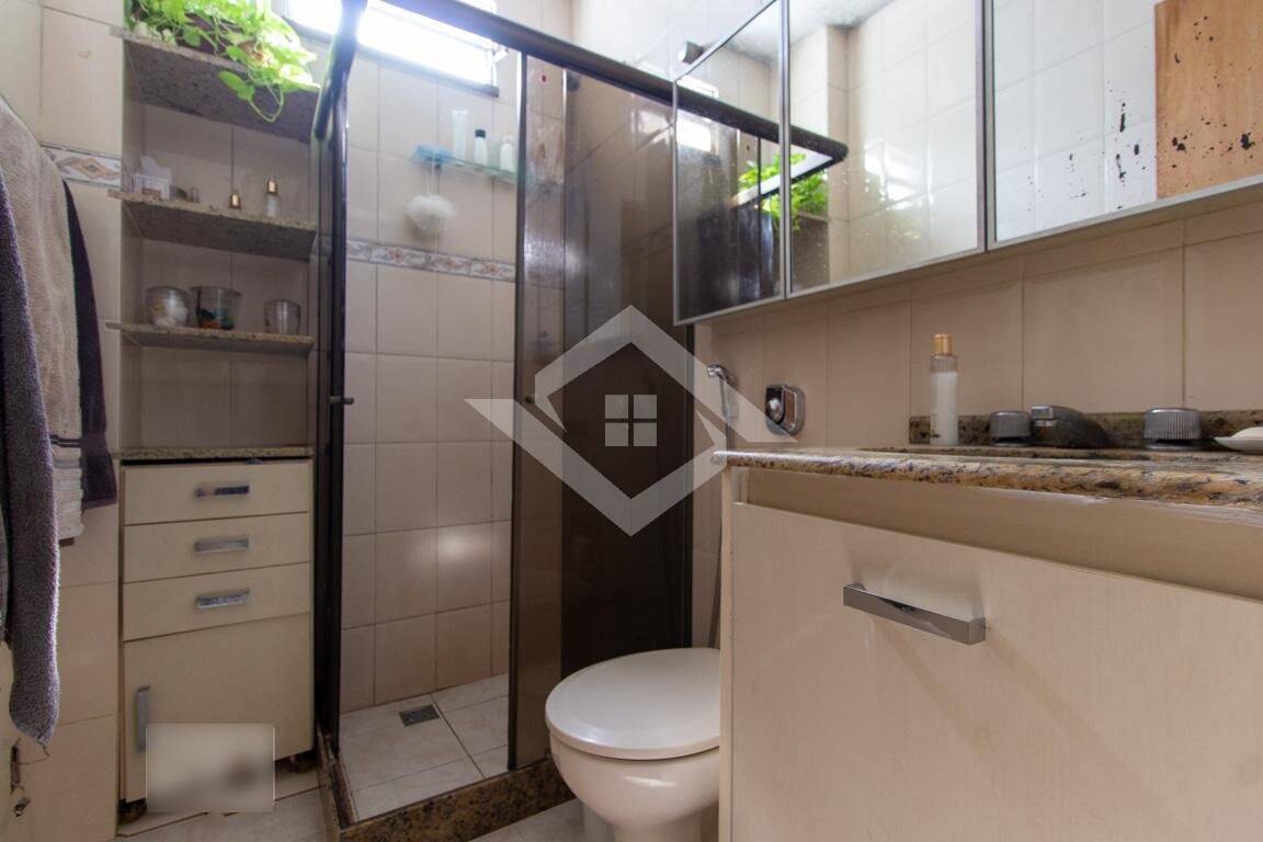 Apartamento à venda com 2 quartos, 70m² - Foto 10