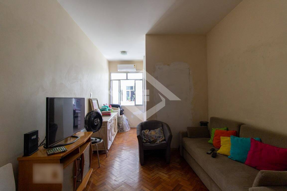 Apartamento à venda com 2 quartos, 70m² - Foto 17