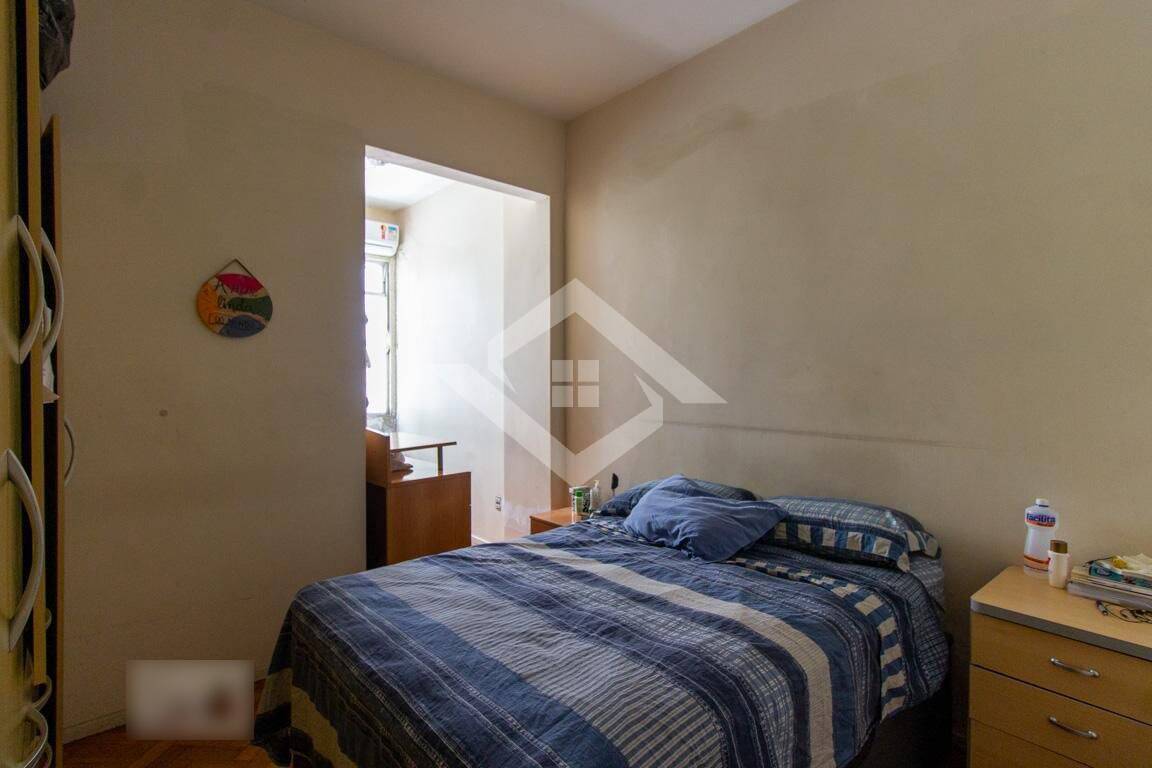 Apartamento à venda com 2 quartos, 70m² - Foto 15