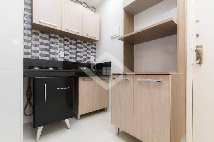 Apartamento à venda com 1 quarto, 45m² - Foto 7