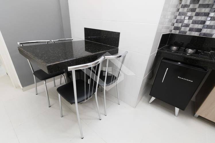 Apartamento à venda com 1 quarto, 45m² - Foto 6