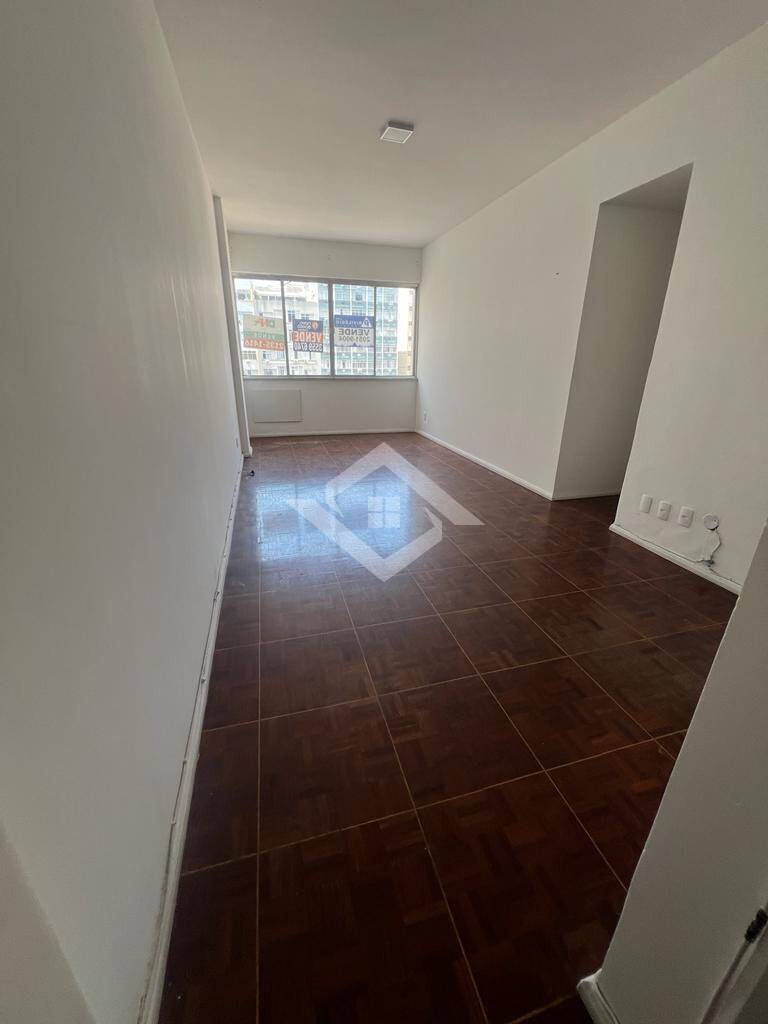 Apartamento à venda com 3 quartos, 110m² - Foto 3