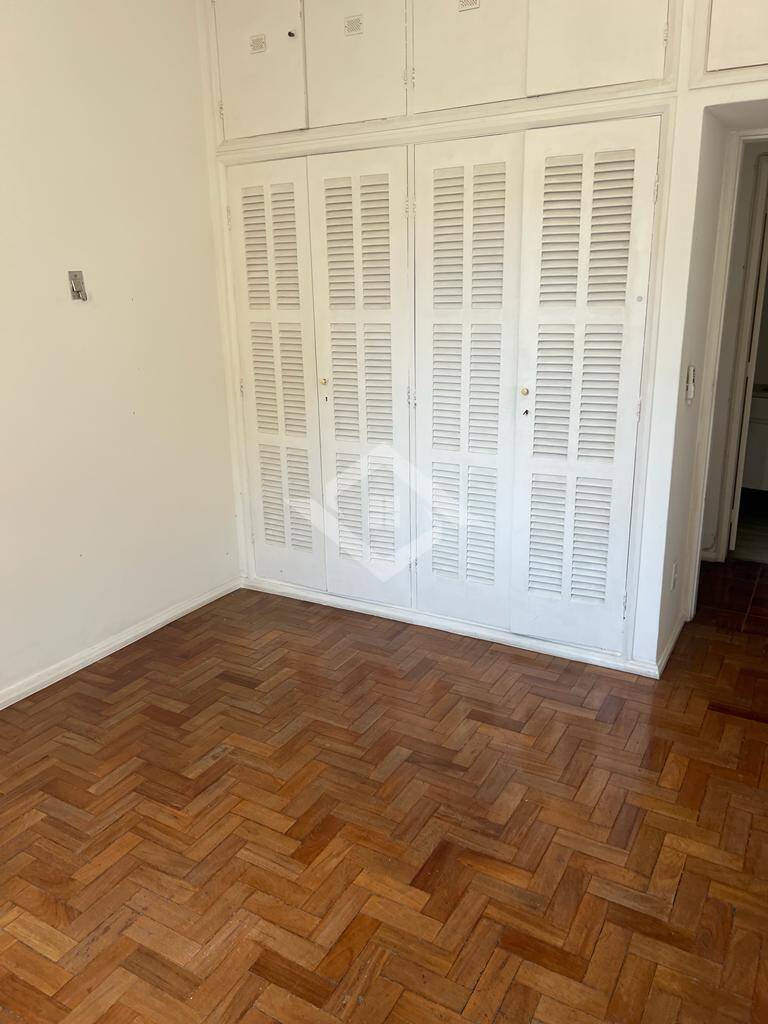 Apartamento à venda com 3 quartos, 110m² - Foto 4