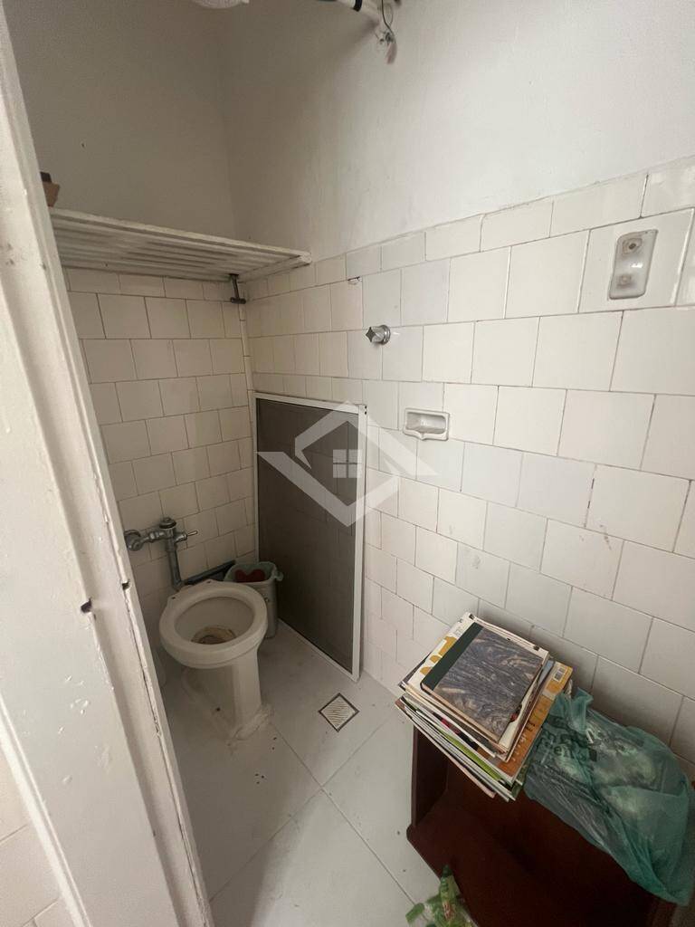 Apartamento à venda com 3 quartos, 110m² - Foto 2