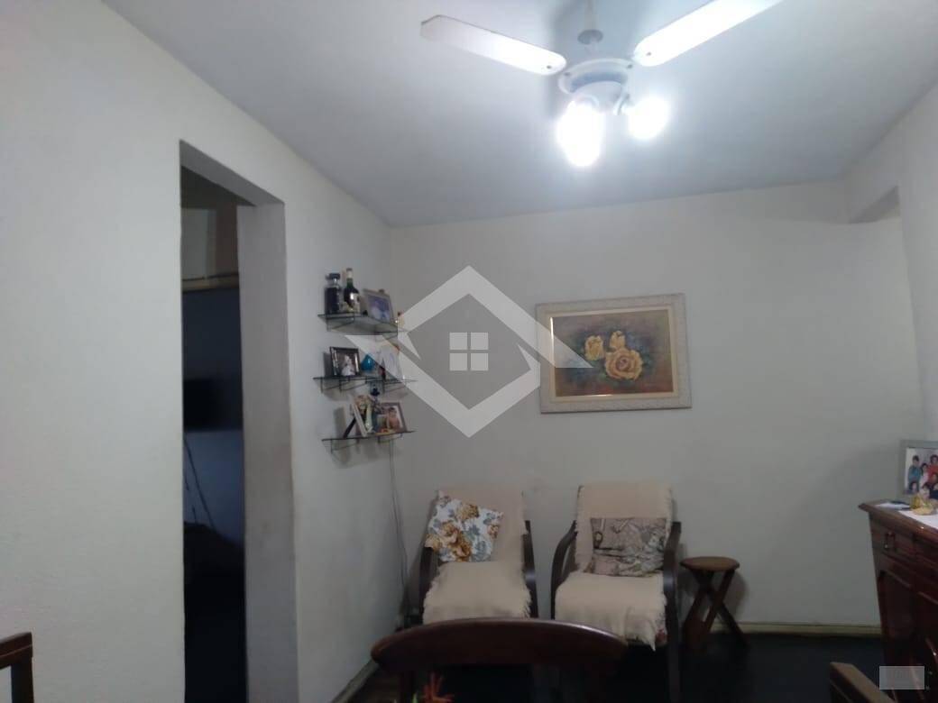 Apartamento à venda com 2 quartos, 58m² - Foto 3