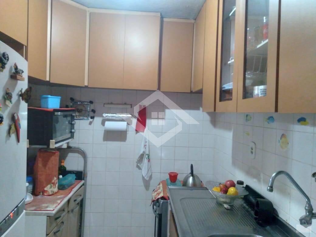 Apartamento à venda com 2 quartos, 58m² - Foto 11