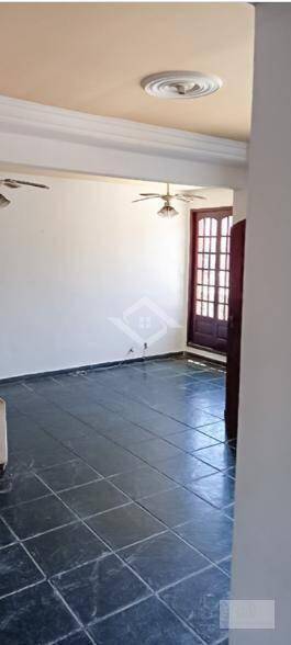 Casa à venda com 3 quartos, 140m² - Foto 12